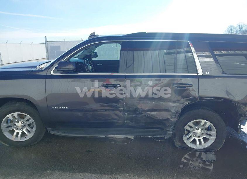 Photo 15 of 2018 Chevrolet Tahoe LT (VIN 1GNSKBKC4JR261190)