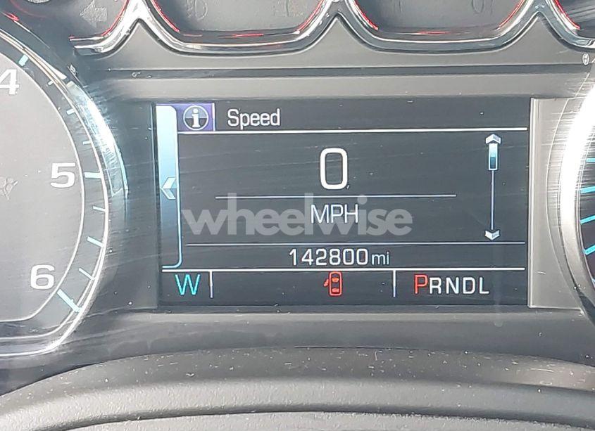 Photo 16 of 2018 Chevrolet Tahoe LT (VIN 1GNSKBKC4JR261190)