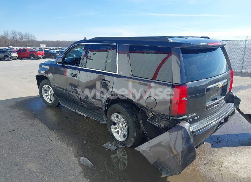 Photo 3 of 2018 Chevrolet Tahoe LT (VIN 1GNSKBKC4JR261190)