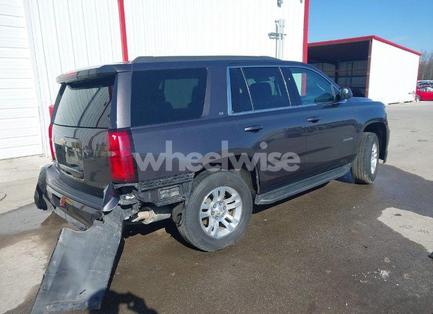 Photo 4 of 2018 Chevrolet Tahoe LT (VIN 1GNSKBKC4JR261190)