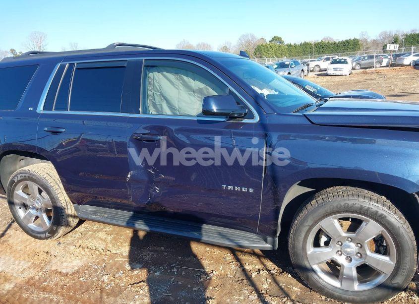 Photo 11 of 2018 Chevrolet Tahoe LT (VIN 1GNSKBKC4JR301588)