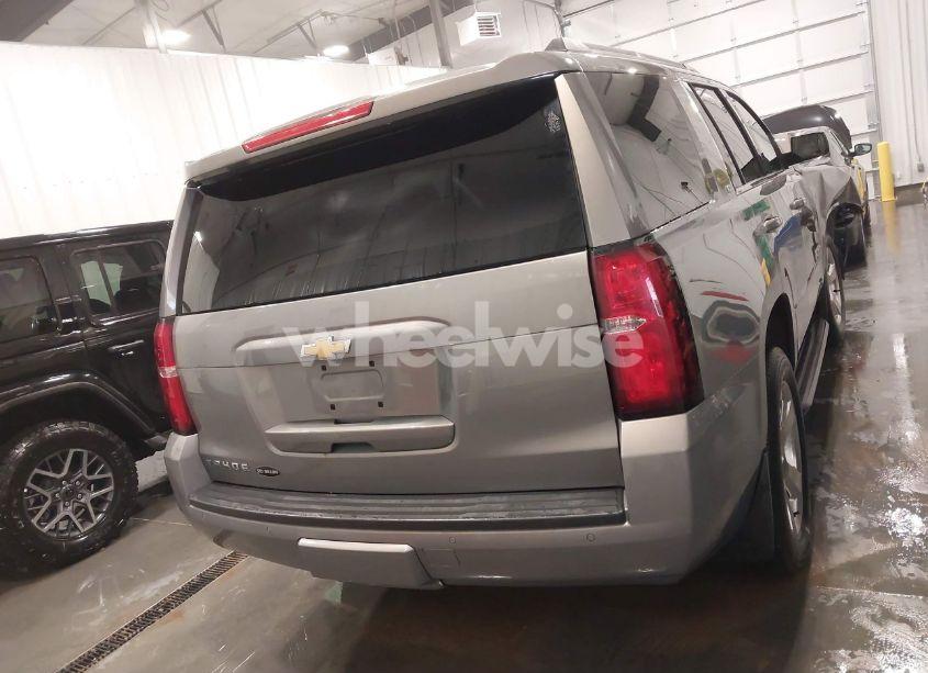 Photo 17 of 2018 Chevrolet Tahoe LT (VIN 1GNSKBKC4JR322098)