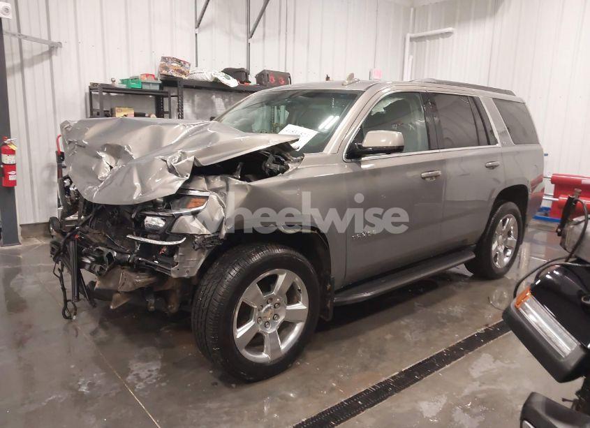 Photo 2 of 2018 Chevrolet Tahoe LT (VIN 1GNSKBKC4JR322098)