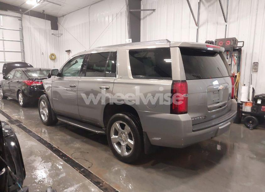 Photo 3 of 2018 Chevrolet Tahoe LT (VIN 1GNSKBKC4JR322098)