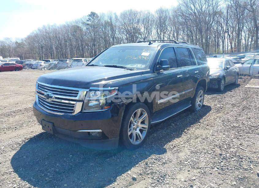 Photo 2 of 2015 Chevrolet Tahoe LT (VIN 1GNSKBKC5FR229193)