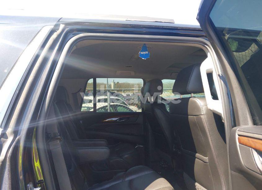 Photo 8 of 2015 Chevrolet Tahoe LT (VIN 1GNSKBKC5FR229193)