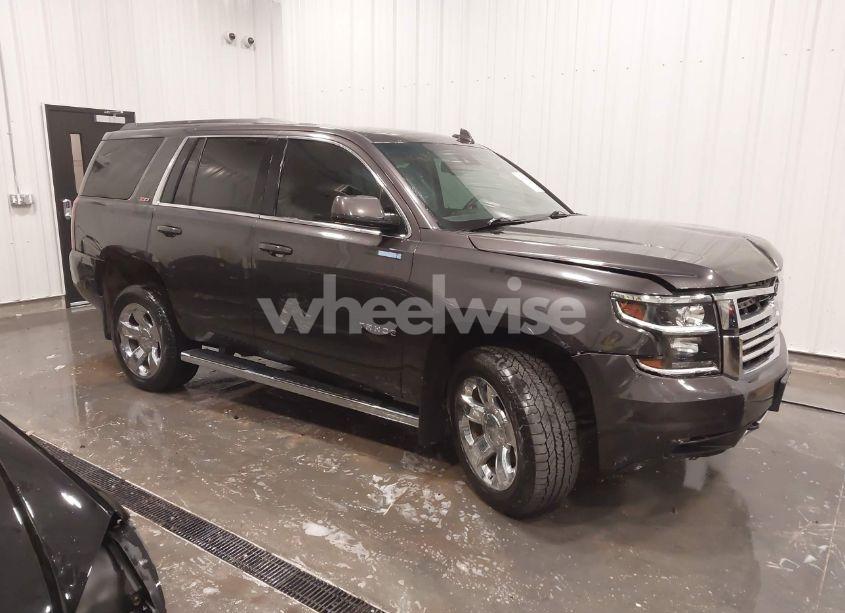 2016 Chevrolet Tahoe LT (VIN 1GNSKBKC5GR349416) main photo