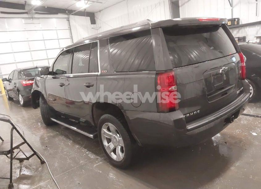 Photo 3 of 2016 Chevrolet Tahoe LT (VIN 1GNSKBKC5GR349416)