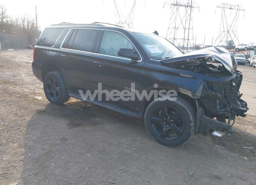 2017 Chevrolet Tahoe LT (VIN 1GNSKBKC5HR250435) main photo