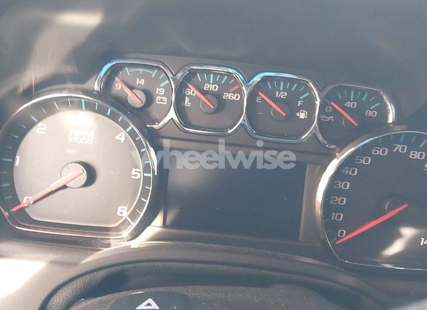 Photo 16 of 2017 Chevrolet Tahoe LT (VIN 1GNSKBKC5HR250435)