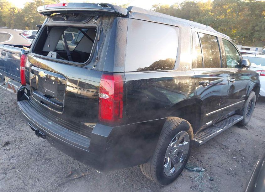 Photo 4 of 2017 Chevrolet Tahoe LT (VIN 1GNSKBKC5HR391408)