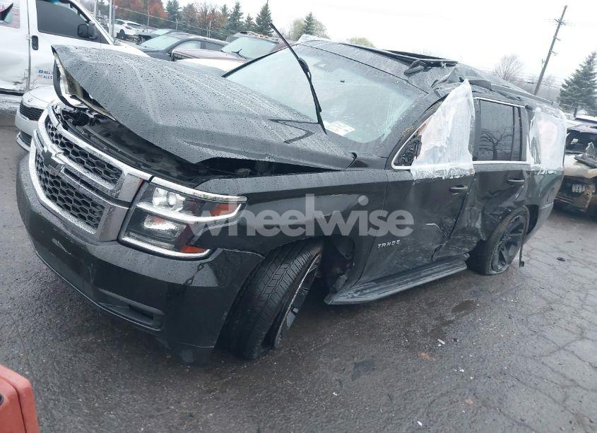 Photo 2 of 2018 Chevrolet Tahoe LT (VIN 1GNSKBKC5JR259223)