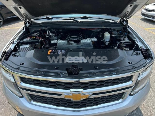 Photo 5 of 2019 CHEVROLET TAHOE K1500 LT (VIN 1GNSKBKC5KR127144)