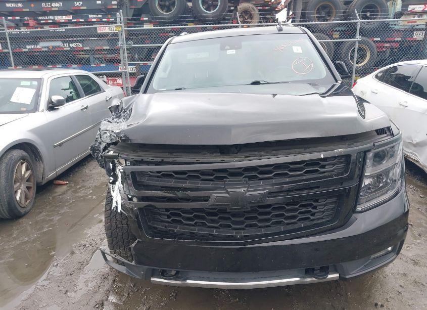 Photo 11 of 2019 Chevrolet Tahoe LT (VIN 1GNSKBKC5KR195573)