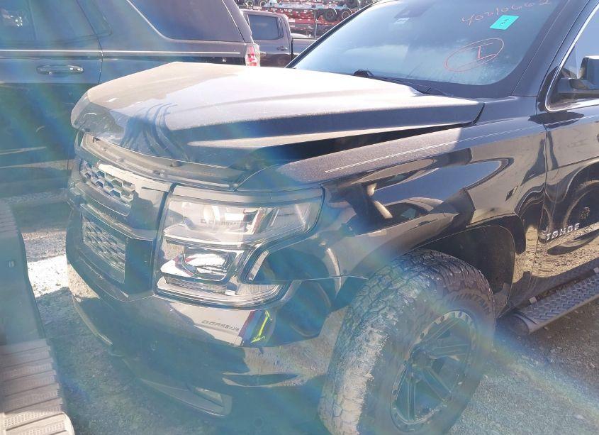 Photo 16 of 2019 Chevrolet Tahoe LT (VIN 1GNSKBKC5KR195573)