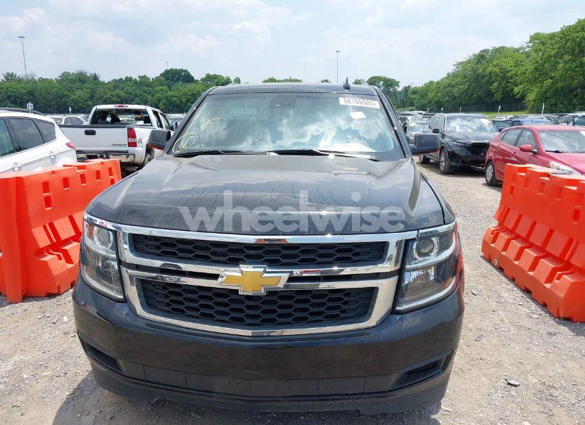 Photo 12 of 2019 Chevrolet Tahoe LT (VIN 1GNSKBKC5KR388869)