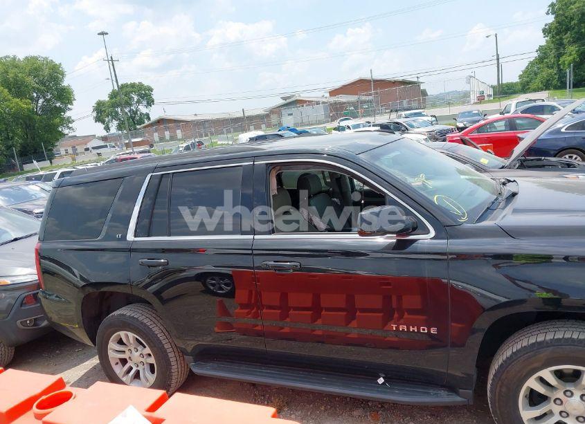 Photo 13 of 2019 Chevrolet Tahoe LT (VIN 1GNSKBKC5KR388869)