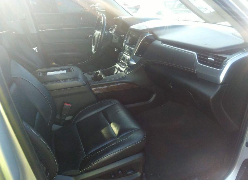 Photo 5 of 2020 Chevrolet Tahoe 4WD LT (VIN 1GNSKBKC5LR134161)