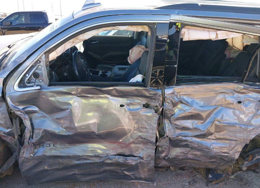 Photo 14 of 2020 Chevrolet Tahoe 4WD LT (VIN 1GNSKBKC5LR308603)