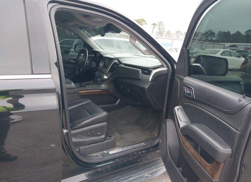 Photo 5 of 2015 Chevrolet Tahoe LT (VIN 1GNSKBKC6FR520320)
