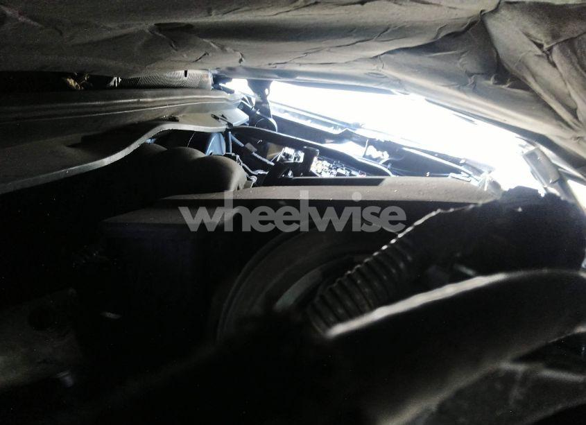 Photo 10 of 2015 Chevrolet Tahoe LT (VIN 1GNSKBKC6FR532631)