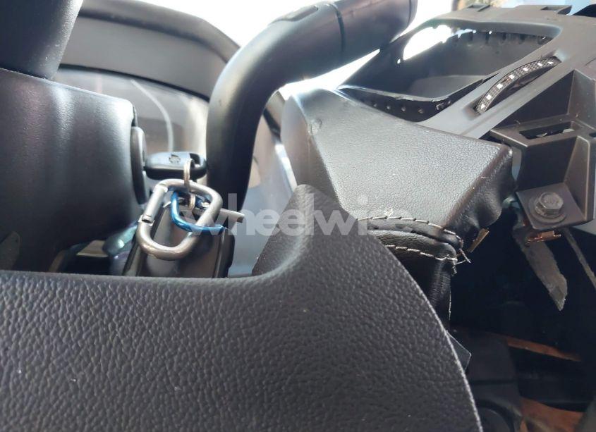 Photo 11 of 2015 Chevrolet Tahoe LT (VIN 1GNSKBKC6FR532631)
