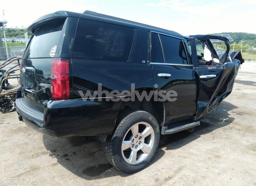 Photo 4 of 2015 Chevrolet Tahoe LT (VIN 1GNSKBKC6FR532631)