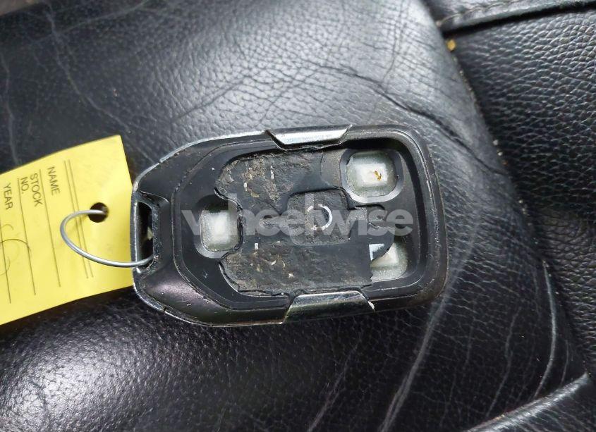 Photo 11 of 2016 Chevrolet Tahoe LT (VIN 1GNSKBKC6GR471993)