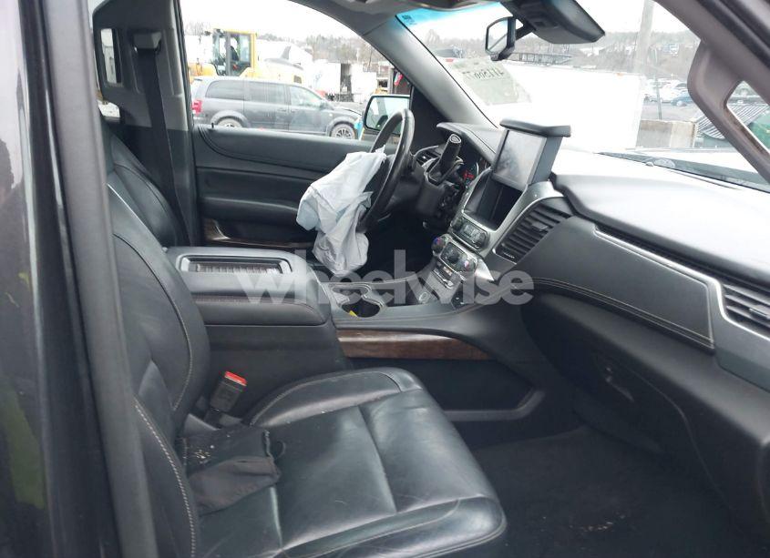 Photo 5 of 2016 Chevrolet Tahoe LT (VIN 1GNSKBKC6GR471993)