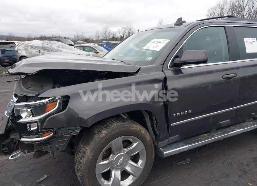 Photo 6 of 2016 Chevrolet Tahoe LT (VIN 1GNSKBKC6GR471993)