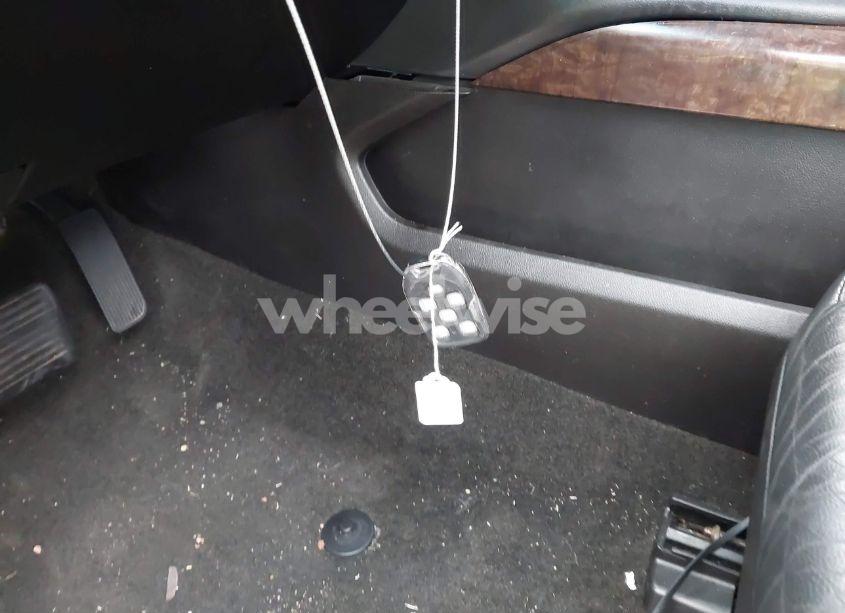 Photo 11 of 2017 Chevrolet Tahoe LT (VIN 1GNSKBKC6HR348860)