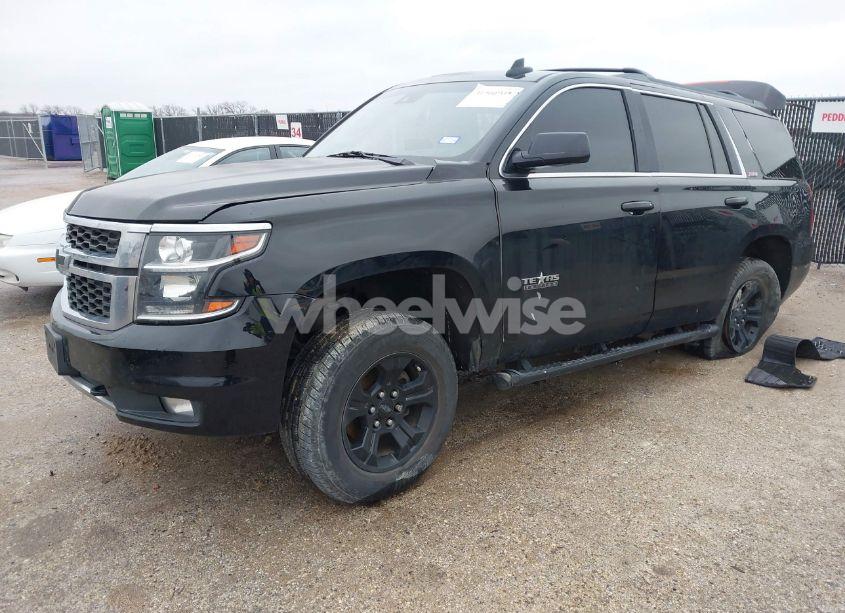 Photo 2 of 2017 Chevrolet Tahoe LT (VIN 1GNSKBKC6HR348860)