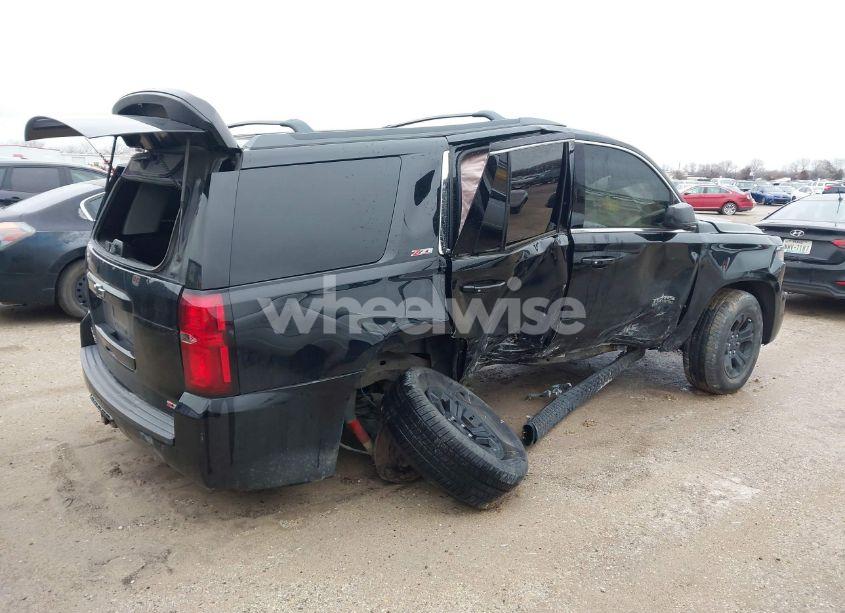 Photo 4 of 2017 Chevrolet Tahoe LT (VIN 1GNSKBKC6HR348860)