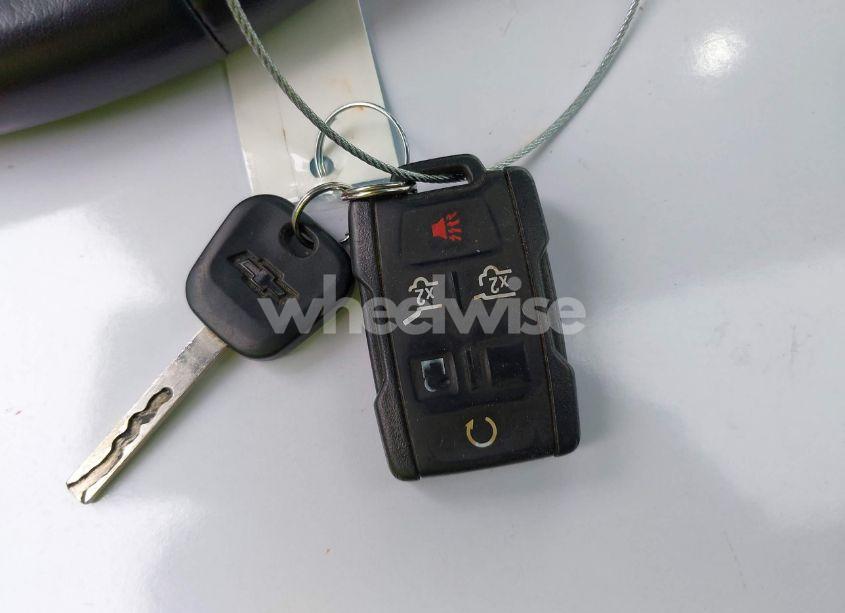 Photo 11 of 2017 Chevrolet Tahoe LT (VIN 1GNSKBKC6HR383558)