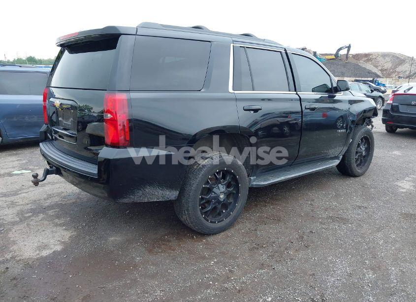 Photo 4 of 2017 Chevrolet Tahoe LT (VIN 1GNSKBKC6HR383558)