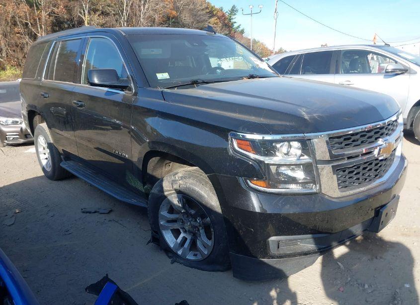 2019 Chevrolet Tahoe LT (VIN 1GNSKBKC6KR110742) main photo