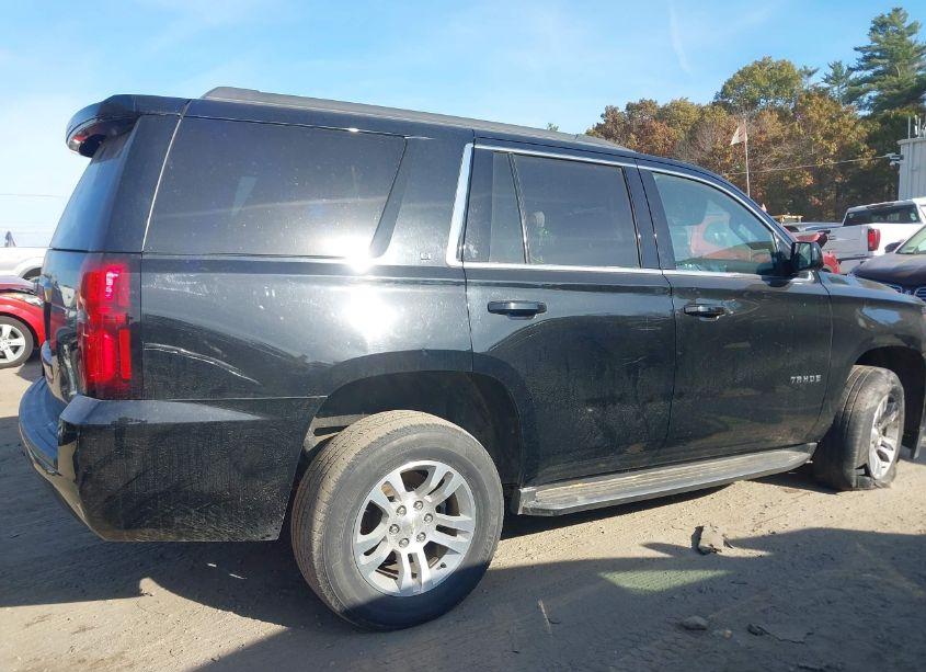 Photo 13 of 2019 Chevrolet Tahoe LT (VIN 1GNSKBKC6KR110742)