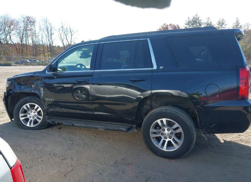 Photo 14 of 2019 Chevrolet Tahoe LT (VIN 1GNSKBKC6KR110742)