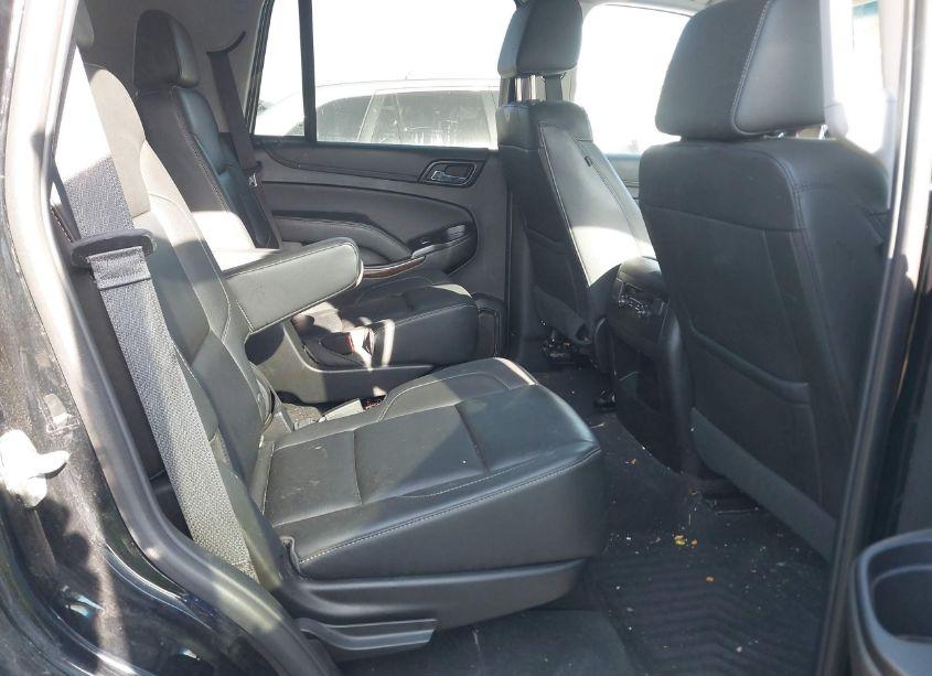 Photo 8 of 2019 Chevrolet Tahoe LT (VIN 1GNSKBKC6KR110742)