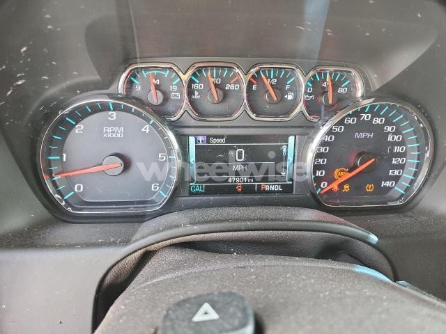 Photo 4 of 2019 CHEVROLET TAHOE K1500 LT (VIN 1GNSKBKC6KR199874)