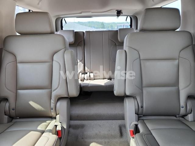 Photo 8 of 2019 CHEVROLET TAHOE K1500 LT (VIN 1GNSKBKC6KR199874)