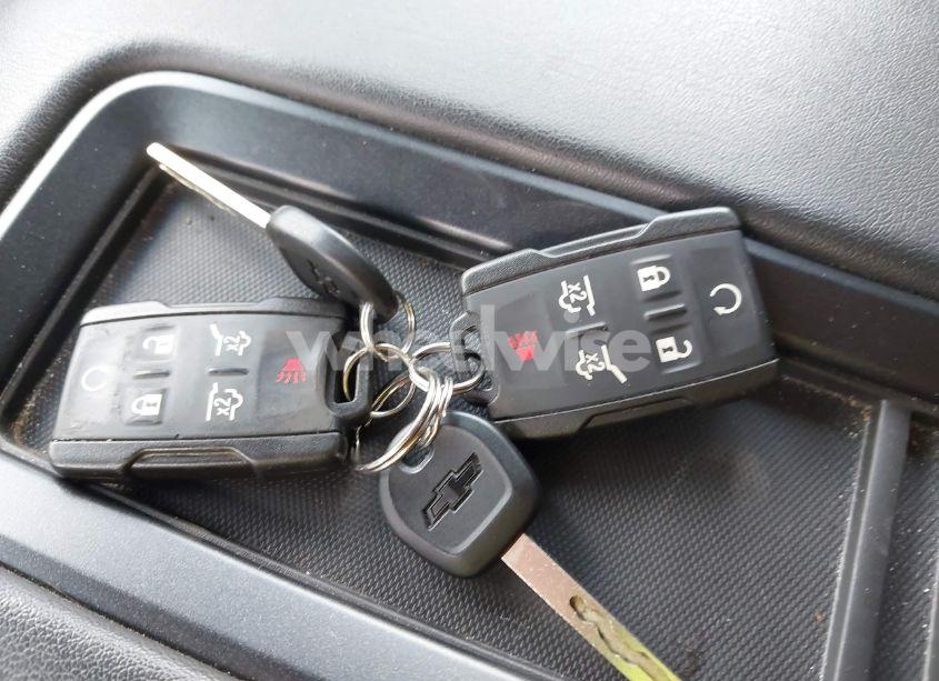 Photo 11 of 2019 Chevrolet Tahoe LT (VIN 1GNSKBKC6KR266831)