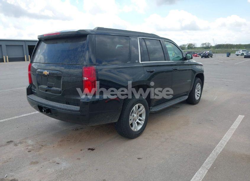 Photo 4 of 2019 Chevrolet Tahoe LT (VIN 1GNSKBKC6KR266831)