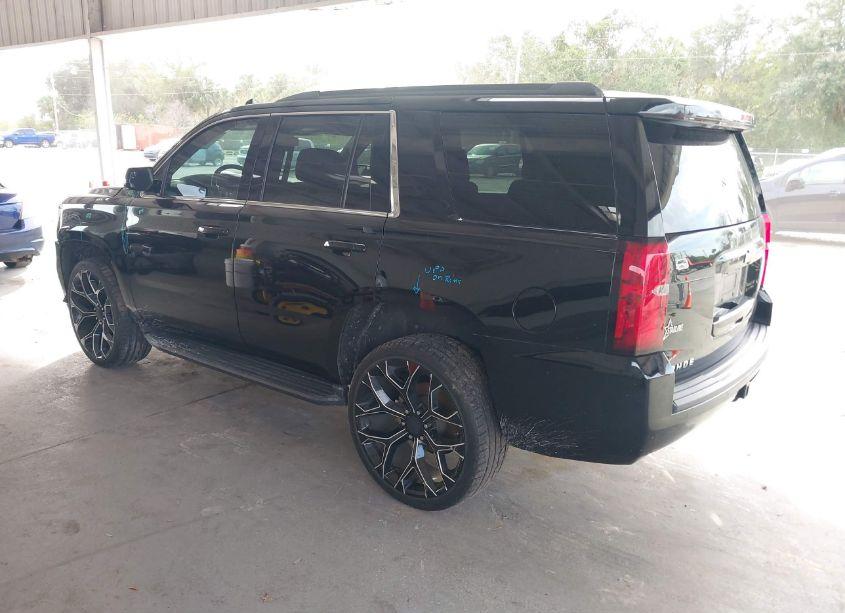 Photo 3 of 2020 Chevrolet Tahoe 4WD LT (VIN 1GNSKBKC6LR202094)