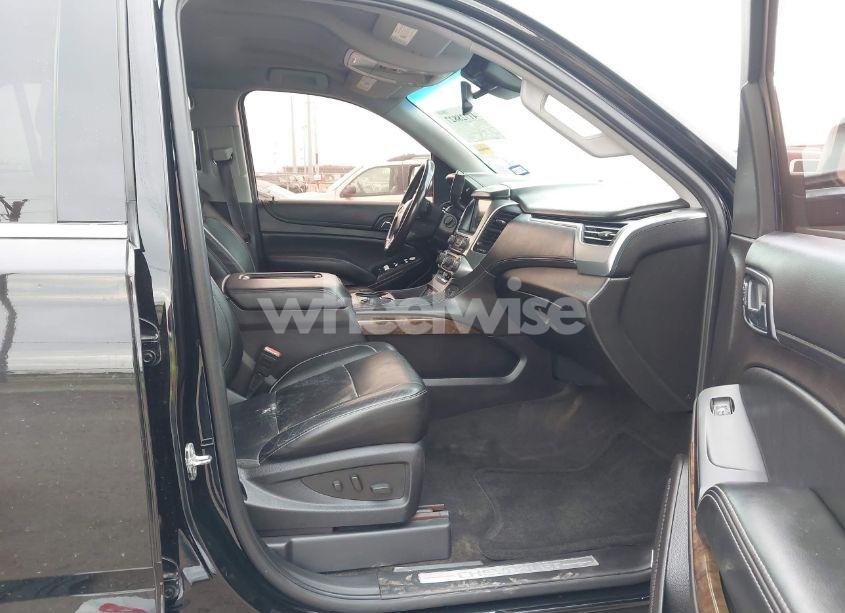 Photo 5 of 2015 Chevrolet Tahoe LT (VIN 1GNSKBKC7FR567288)