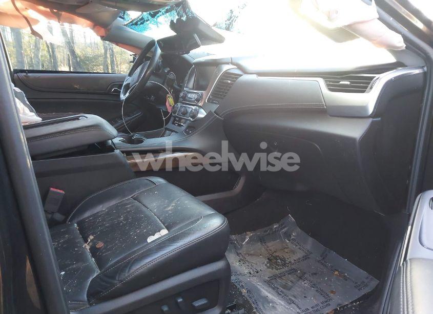 Photo 5 of 2018 Chevrolet Tahoe LT (VIN 1GNSKBKC7JR234467)