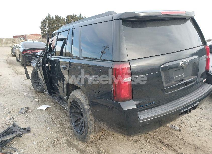 Photo 3 of 2018 Chevrolet Tahoe LT (VIN 1GNSKBKC7JR347044)