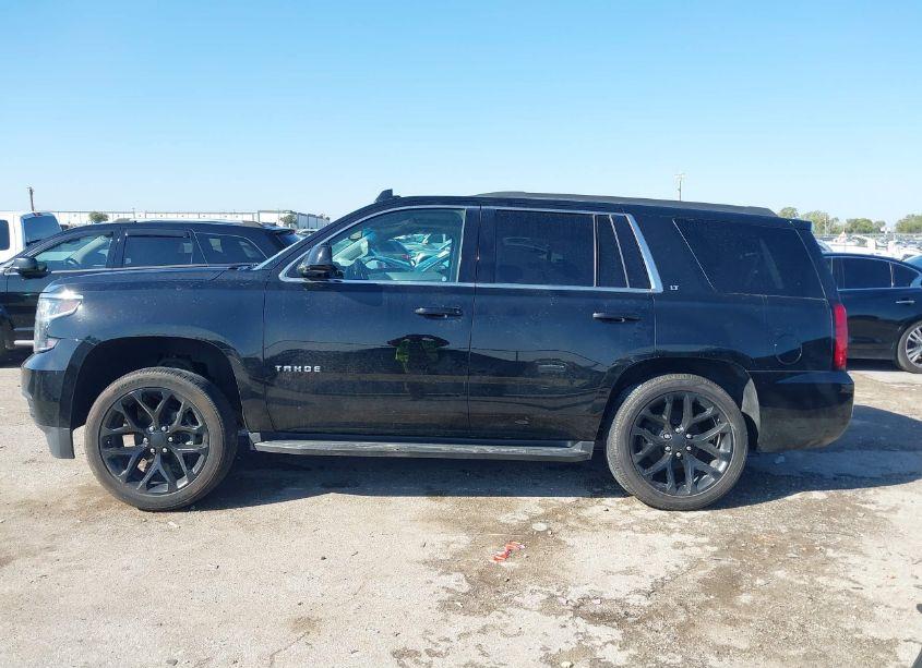 Photo 14 of 2018 Chevrolet Tahoe LT (VIN 1GNSKBKC7JR379654)