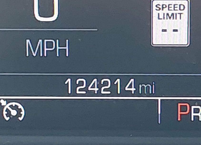 Photo 15 of 2018 Chevrolet Tahoe LT (VIN 1GNSKBKC7JR379654)