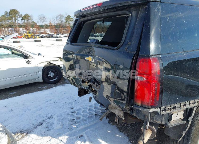Photo 18 of 2019 Chevrolet Tahoe LT (VIN 1GNSKBKC7KR138999)